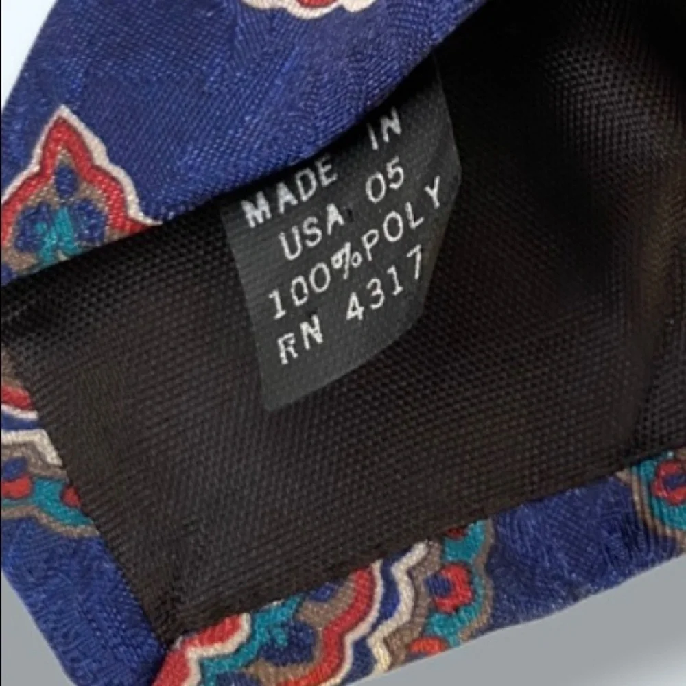 London Fog‎ Mens Blue Red Paisley Tie made in USA